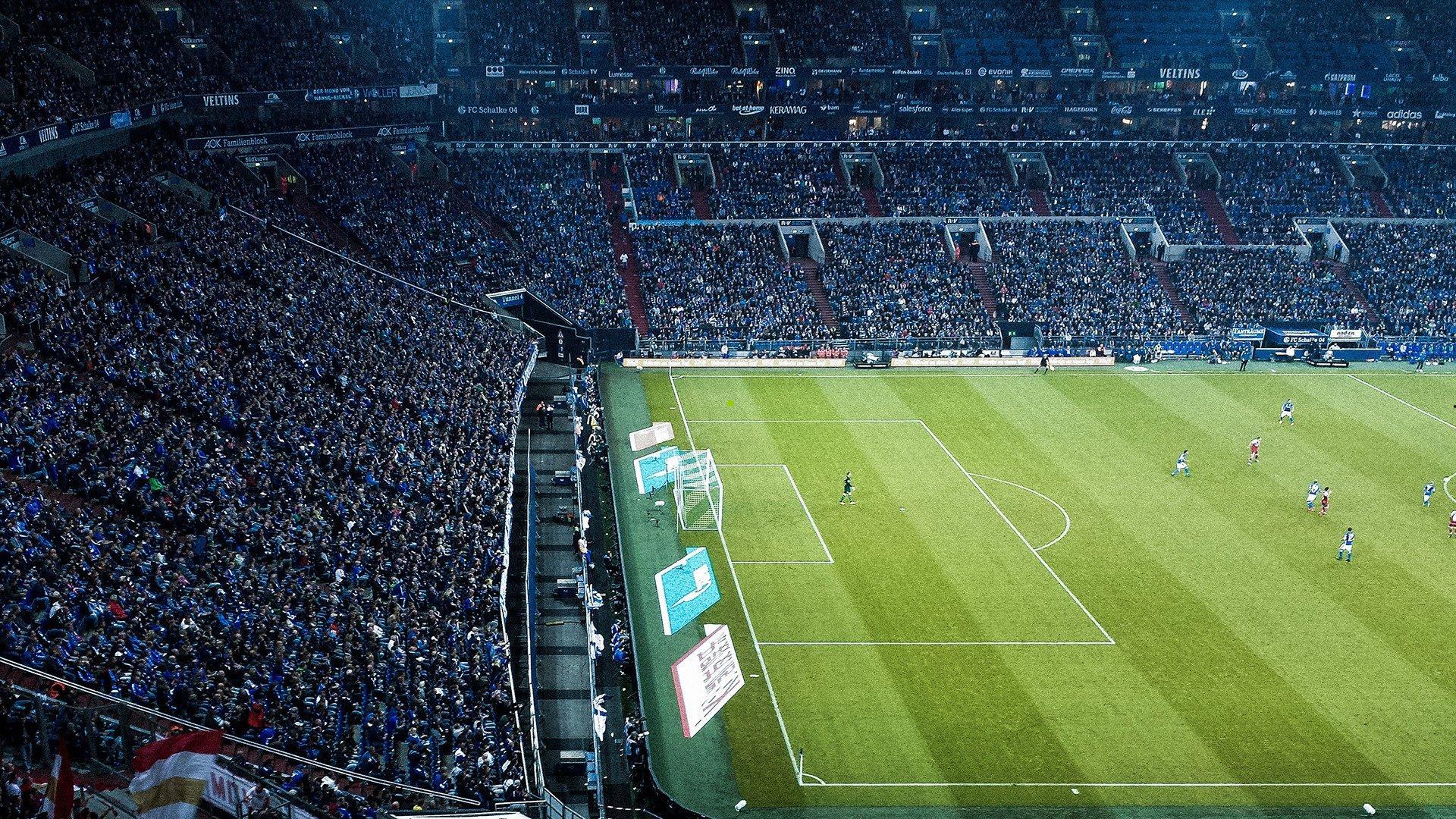 巴黎主帅恩里克,拜仁连赢15场令人惊叹,但在王子公园我们有信心应对