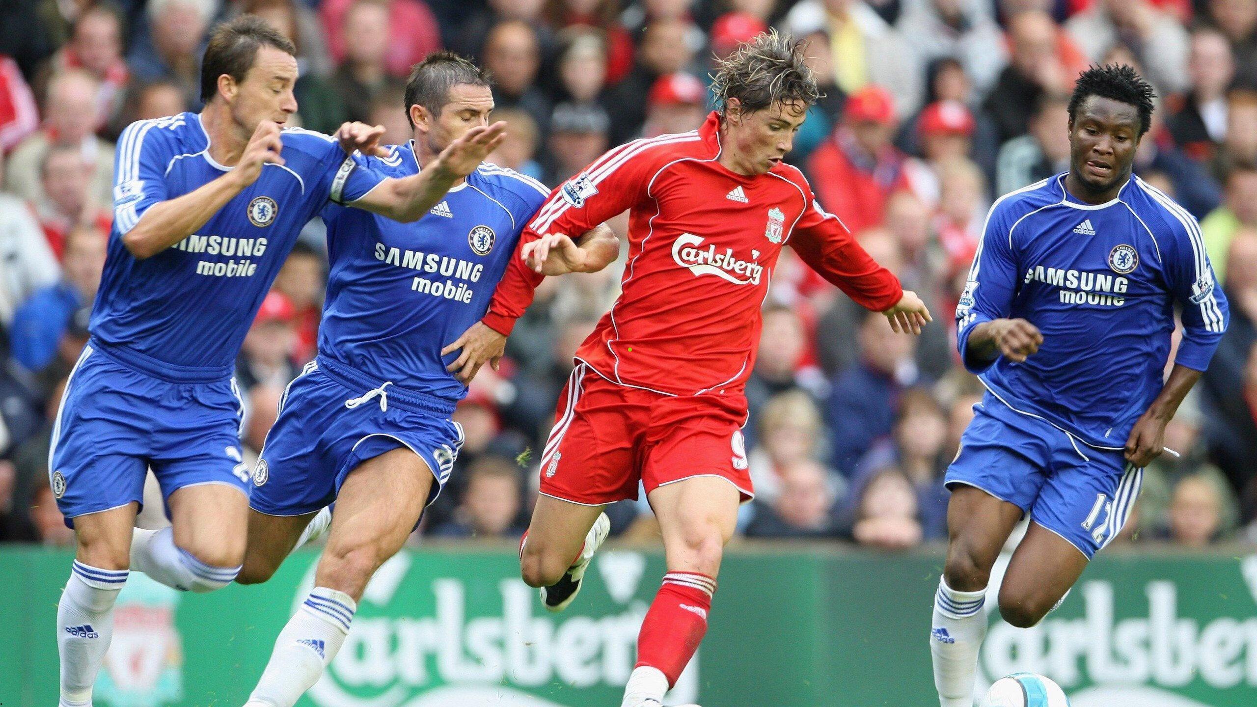 体育早报，诺里斯加冕新王，年度总冠军实至名归！